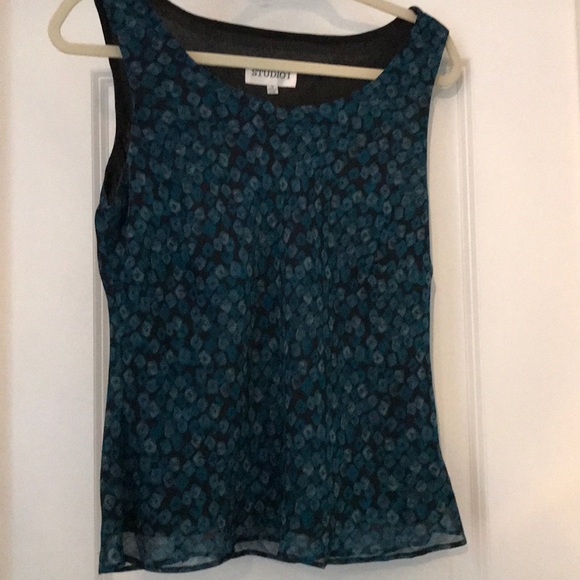 Tops - Picture 1 of 1